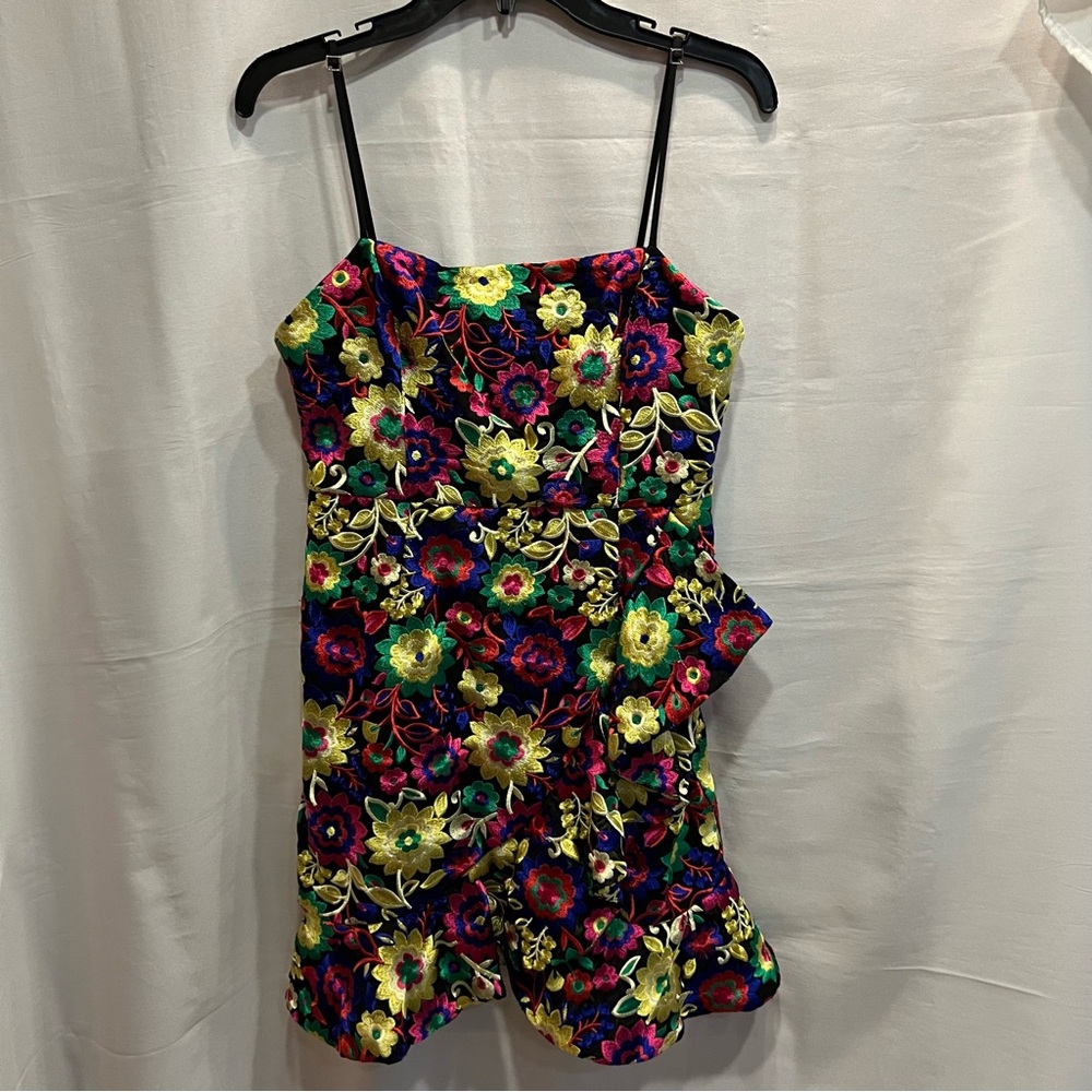 X By NBD Jacquelyn Spaghetti Strap Dress Multicolor Floral Embroidery Size Med